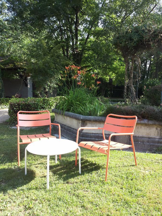 Le Relais Des Vieilles Postes 호텔 Les Avenières 외부 사진