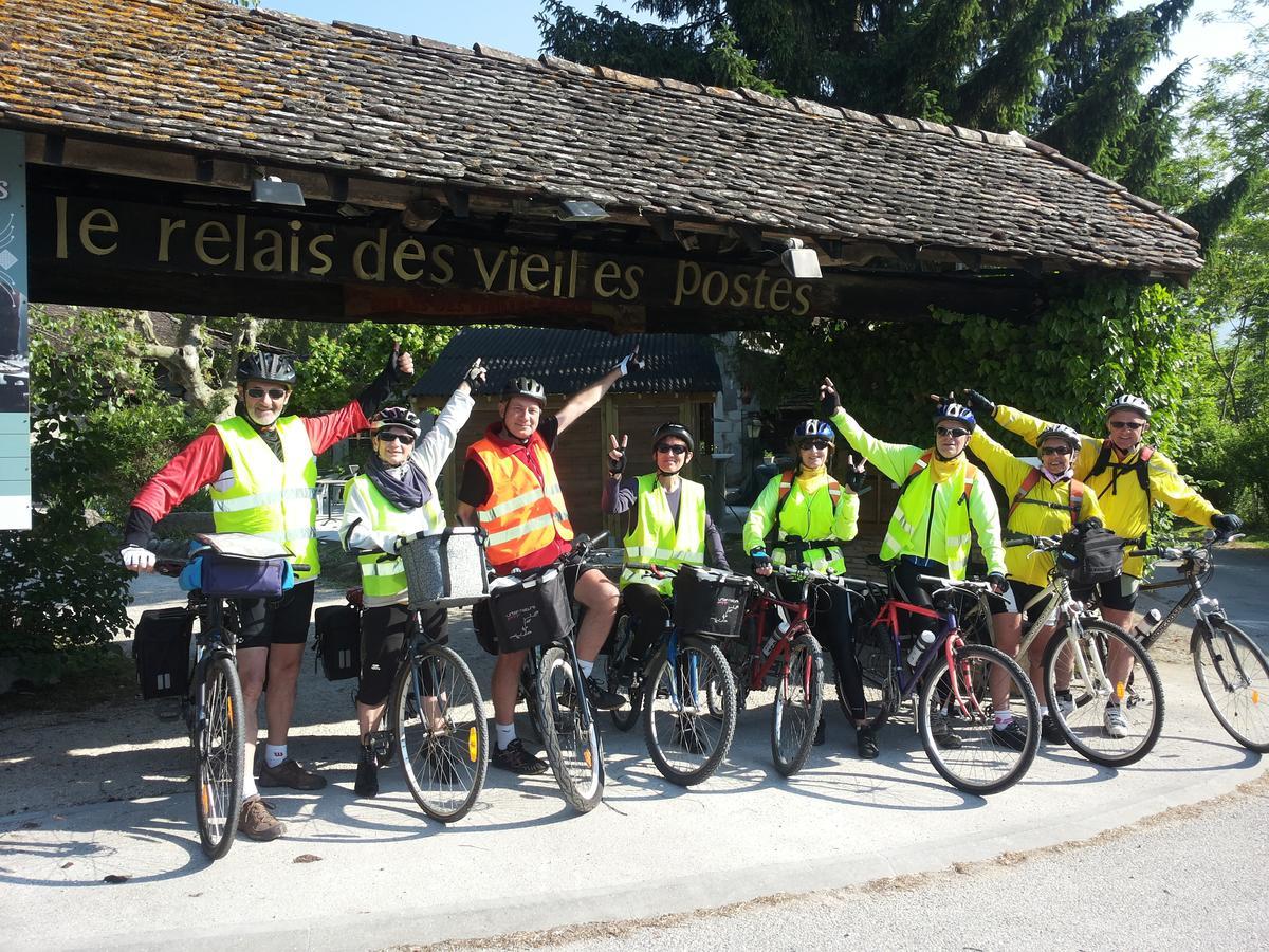 Le Relais Des Vieilles Postes 호텔 Les Avenières 외부 사진