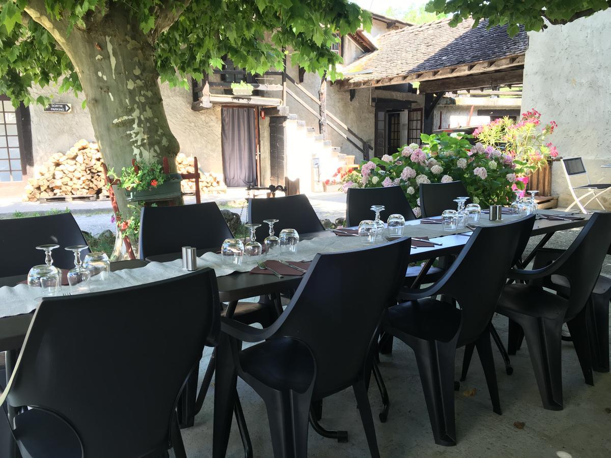 Le Relais Des Vieilles Postes 호텔 Les Avenières 외부 사진