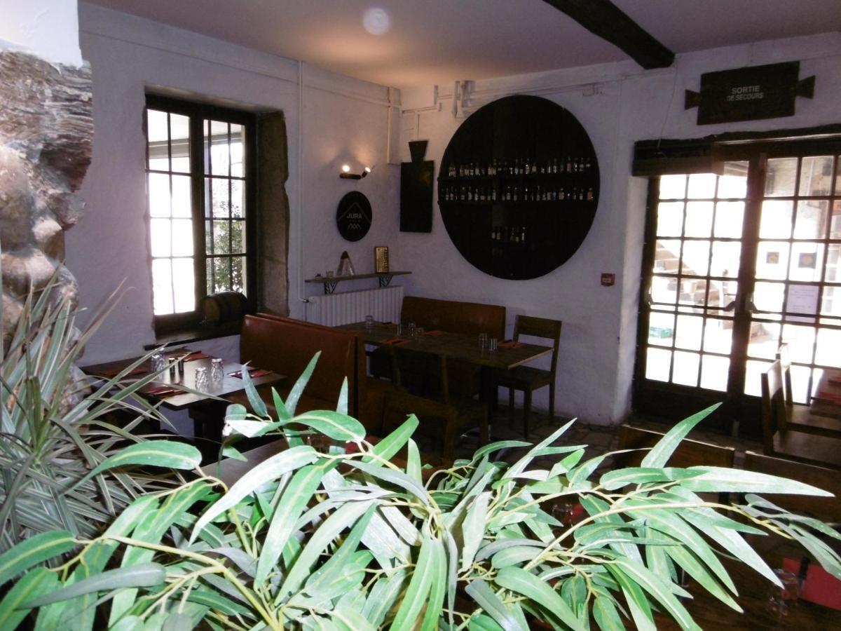 Le Relais Des Vieilles Postes 호텔 Les Avenières 외부 사진